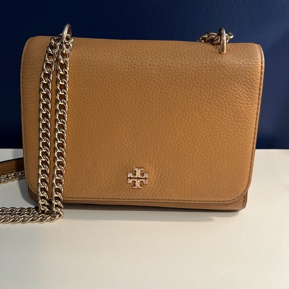 Tory Burch Tan Leather Crossbody/Clutch with Gold Chain Strap - Picture 2 of 5